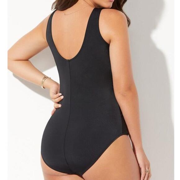 Swimsuits For All Ribbed Surplice One Piece Swimsuit Black 18 - Picture 9 of 9